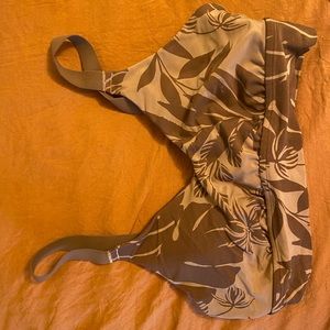 Women’s athletic / loungewear bra